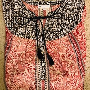 Tie Front 3/4 Sleeve Blouse